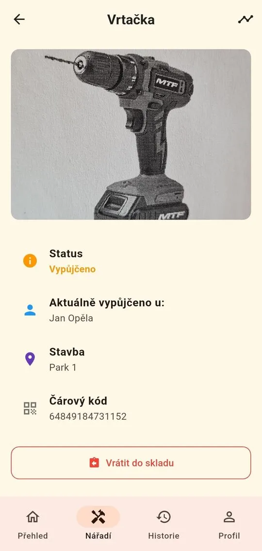 Stavebník v telefonu: vrtačka, u koho je vypůjčená, na které stavbě a její čárový kód